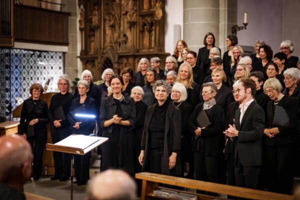 2026-10-11_w_Lichtblick (29) Bochum, 11.10.2026, die Stadtkantorei in der Propsteikirche St. Peter und Paul - Zoltán Kodály: Laudes Organi und Maurice Duruflé: Requiem. Mit George F. Warren (Orgel) und Irene Carpentier (Sopran) unter der Leitung von Mechthild Jaskulsky | F o t o : V o l k e r W i c i o k